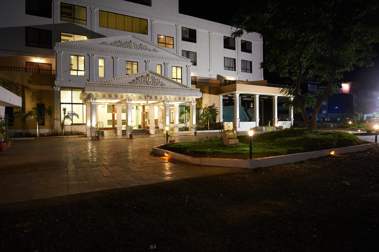 Sanskruti Heritage Resort シルディ エクステリア 写真